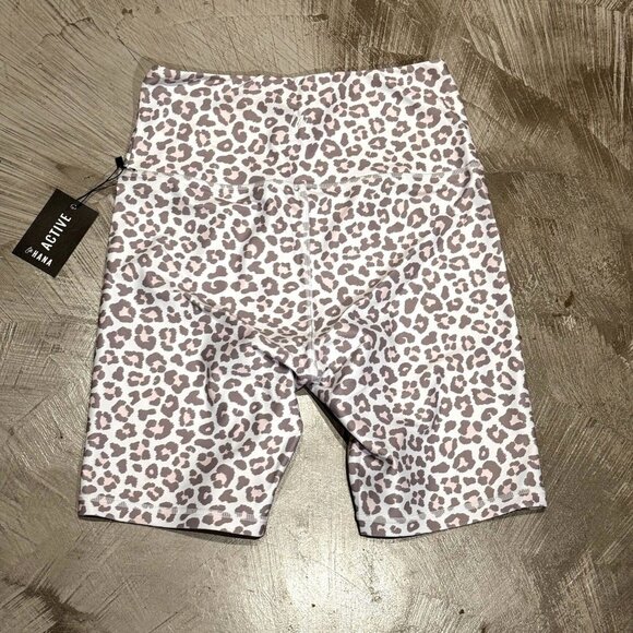 Lahana Active Mimi Womens Leopard Print Biker Shorts NWT Size M Athleisure - Picture 2 of 4